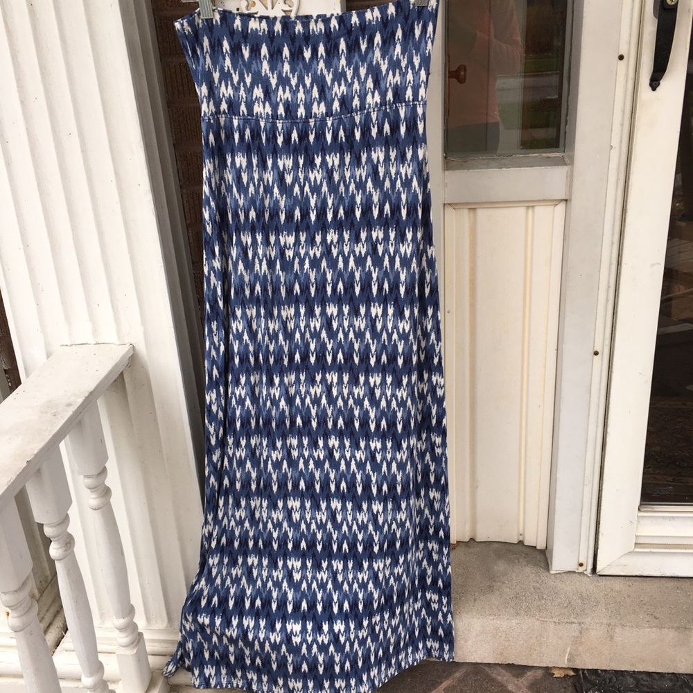 Max Studio Blue and White Maxi Skirt